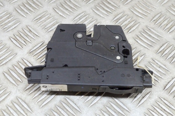 &Icirc;ncuietoare haion BMW 5 F10 2014 OEM: 7224692,918064-107,9121206,163672-10 17996667