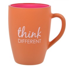 Cana Sticlă, Fucsia Piersic Mat, Capacitate 335ml, Mesaj Think Different