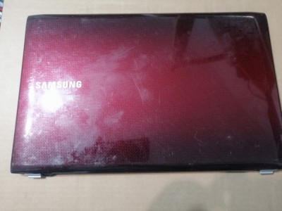 carcasa capac display rama Samsung R730 NP-R730 M730 BA75-02511B +camera web foto