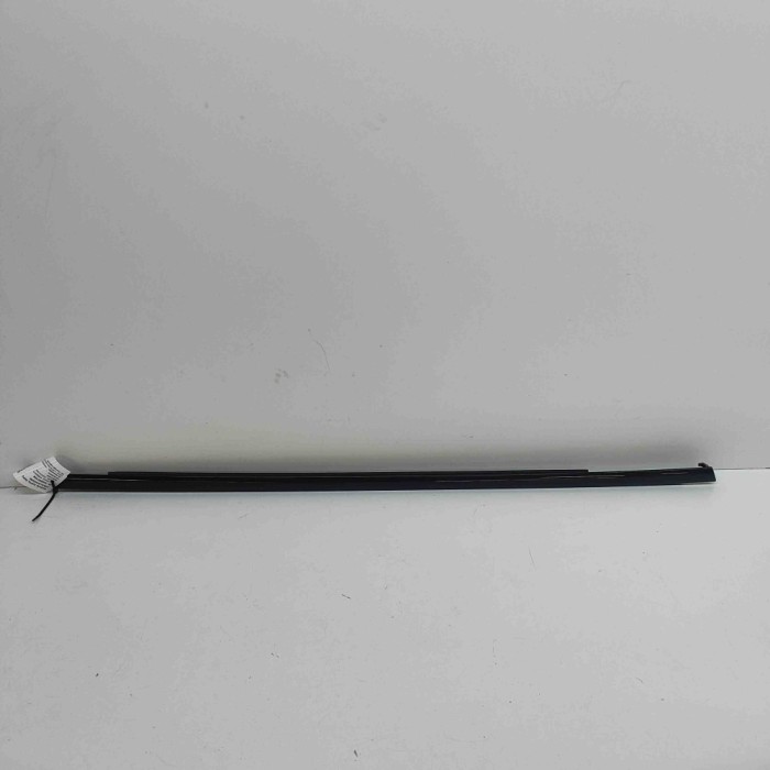 Chedar geam ușă st&acirc;nga spate PORSCHE CAYENNE Coupe 9YB 2019 OEM: 9Y0839475J