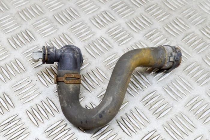 Furtun radiator răcire dreapta MERCEDES-BENZ GLC C253 2019 OEM: A2135014982 17813256