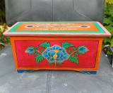 Cutie tibetana pictata pentru incantație