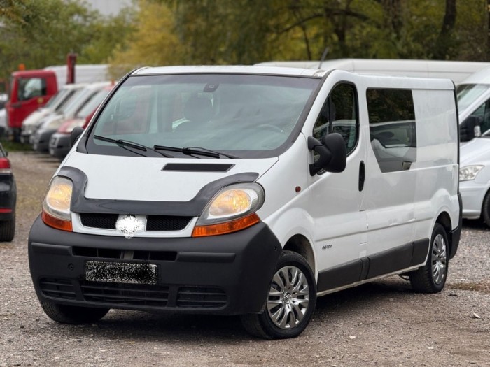 Deflector capotă Renault Trafic 2001&ndash;2013