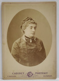 FOTOGRAF F. DUSCHEK , BUCURESTI , DOAMNA IN MEDALION , FOTOGRAFIE CABINET , SFARSITUL SEC. XIX