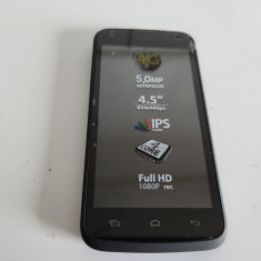 Telefon Allview C6 Quad 4G cu ecran de 4.5inch
