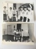 *lot 2 poze vechi (anii 70) serbare scoalara in clasa, copii in costume populare