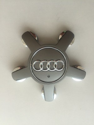 4 X capacele janta AUDI stea, gheara foto