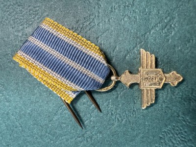 Miniatura ordinul Virtutea Aeronautica in grad de Cruce de Aur pe timp de pace Carol 2 marcaj pe inel foto