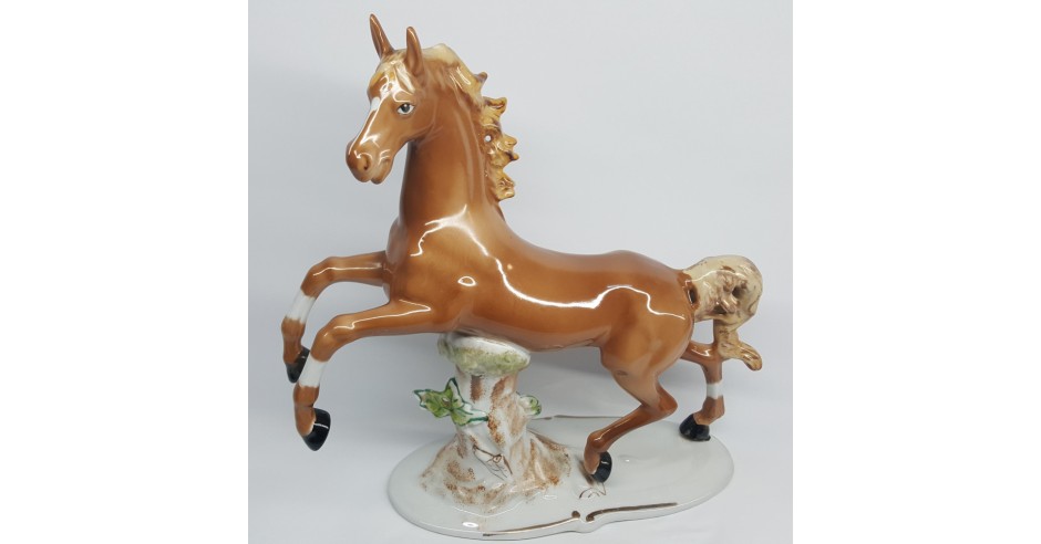 Cal - bibelou mare portelan romanesc vechi, vintage | Okazii.ro