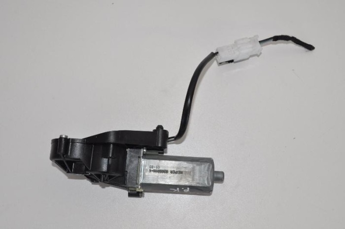 Motor de control scaun st&acirc;nga față MERCEDES-BENZ CLS C219 2005 OEM: 0390203209 2479850
