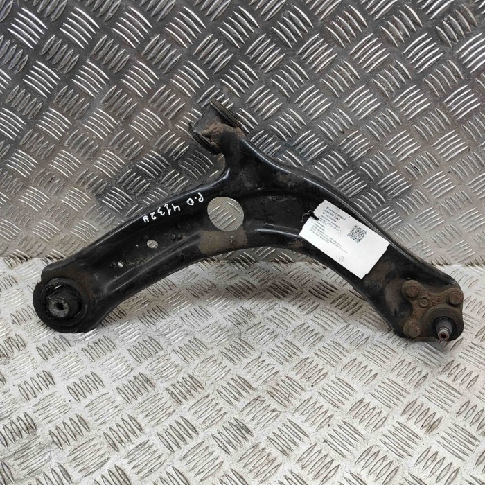 Braț inferior dreapta față VW ARTEON 3H7 2018 OEM: 3Q0407154B