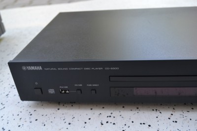 Cd Player Yamaha CD S 300 foto