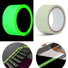 Banda antiderapanta autoadeziva fosforescenta verde, latime 5 cm, lungime 8 m, lumineaza intens