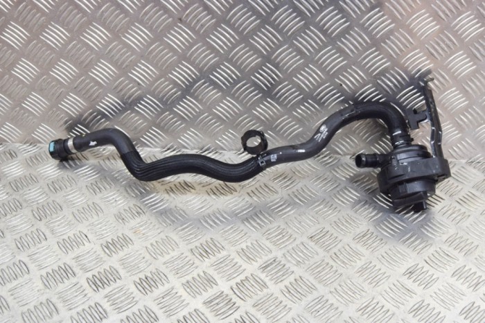 Pompa de apa auxiliara JAGUAR I-PACE X590 2020 OEM: J9D3-18D473-AA,J9D3-8501-AA,J9D3-8D130-BC | 12174754