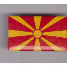 Insigna steag Macedonia - Editions Atlas, cu pin