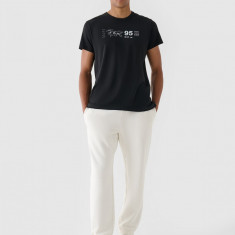 Tricou regular cu imprimeu pentru bărbați - negru