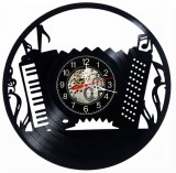 Ceas de perete decorativ realizat din disc de vinil, Model Acordeon Muzica Folclor Instrument, Negru, 30 cm