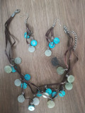 Set bijuterii bleu cu șnur de piele maro -vintage (colier + cercei)