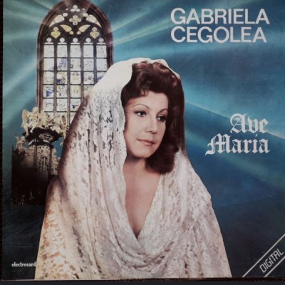 Gabriela Cegolea foto