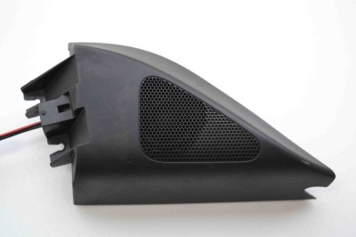 Difuzor ușă dreapta față VW PASSAT B6 3C2 2007 OEM: 3C0035411,3C0837994 2379387 foto