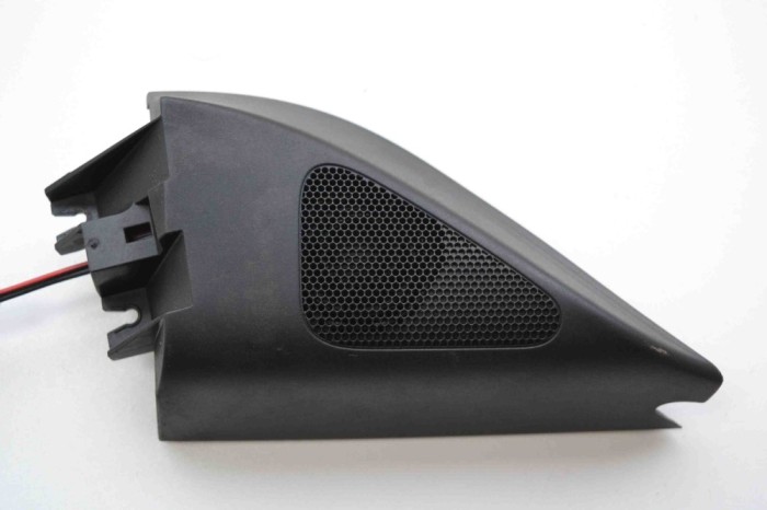 Difuzor ușă dreapta față VW PASSAT B6 3C2 2007 OEM: 3C0035411,3C0837994 2379387