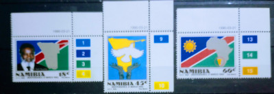 NAMBIA 1990 steaguri ,drapel,hărți,porumbel serie 3v. mnh foto