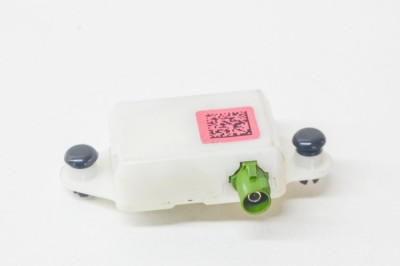 Amplificator de antena TESLA MODEL 3 2020 OEM: 1093306-00-E 12610228 foto