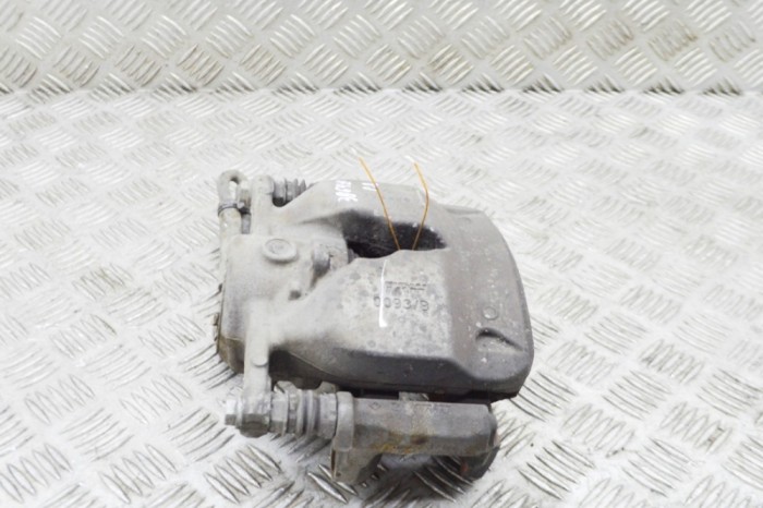 Etrier de fr&acirc;nă dreapta față MERCEDES-BENZ E W213 2016 OEM: A2054210281 18310421