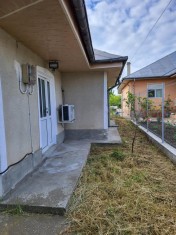 2 Case direct de la proprietar, Tecuci, individual sau impreuna