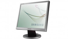 Monitor LCD Samsung 920N, 19&amp;quot; foto