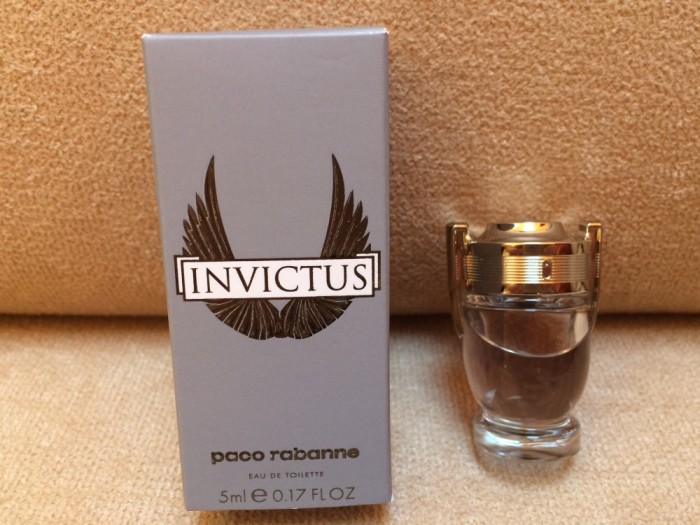 Mini Parfum Invictus by Paco Rabanne (5 ml) Mini Parfum Invictus by Paco Rabanne (5 ml)