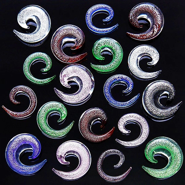 Expander pentru ureche &ndash; spirală din sticlă, culori diferite - Diametru piercing: 4 mm, Culoare: Verde