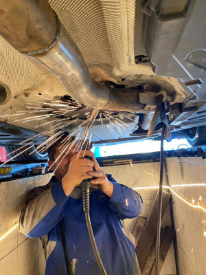 Reparatii esapamente Revizii auto foto