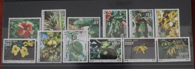 TS24/01 Timbre Comores Nestampilate foto