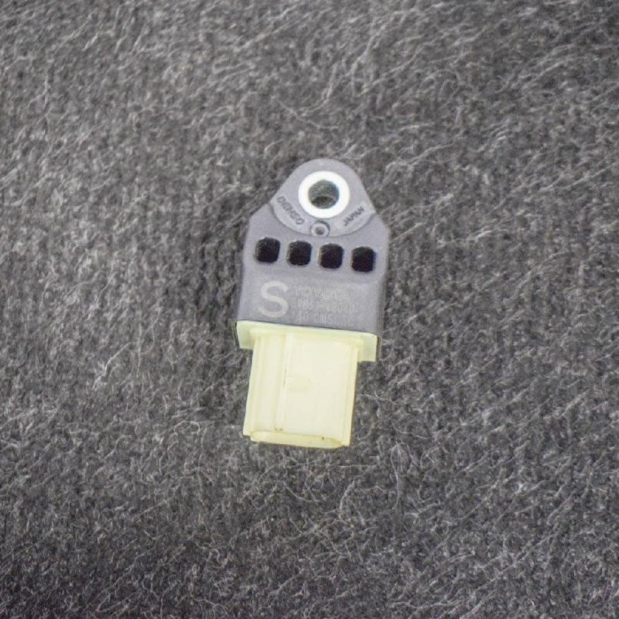 Senzor de impact lateral st&acirc;nga LEXUS RX _L1_ 2012 OEM: 89831-48040 10613527