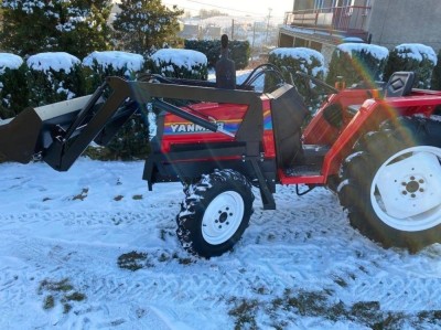 Tractor Yanmar FX24 foto