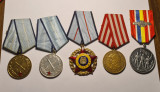 Lot format din 5 decoratii din perioada comunista