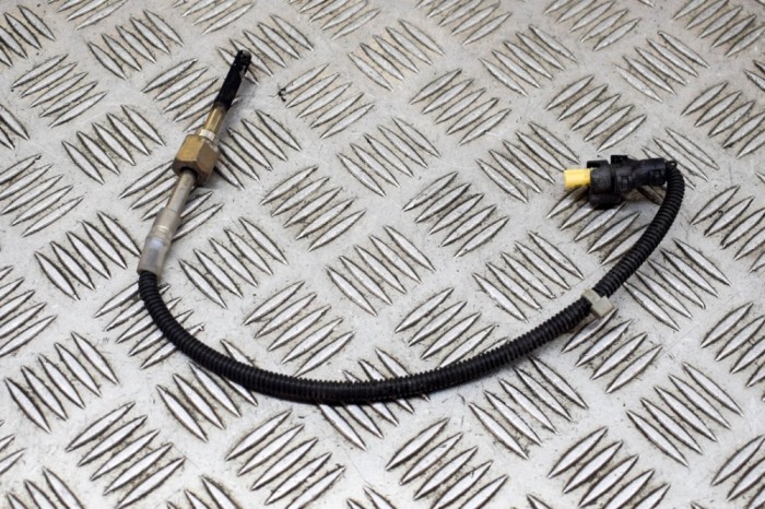 Senzor de temperatură MERCEDES-BENZ C W205 2015 OEM: A0009055202 14406404