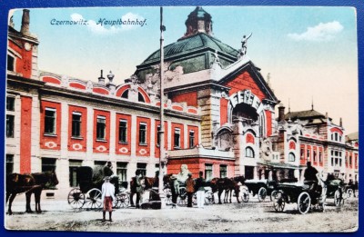 Bucovina 1921 Cernauti Czernowitz - Hauptbahnhof - Gara - printata, culori vii, foarte animata, circulata catre Brunn, 1 timbru intact foto