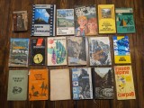 O colecție care cuprinde 33 de lucrări despre drumeție (turism pe munte)