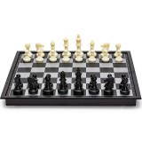 Cumpara ieftin Sah magnetic, joc interactiv cu 32 piese, tabla de joc 32x32 cm, RESIGILAT