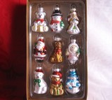 GLOB STICLA DECORATIUNI BRAD CRACIUN FIGURINE STICLA SET 9 BUCATI