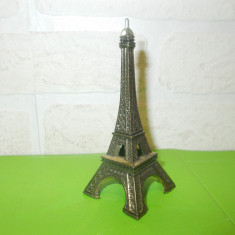 Turnul EIFELL simbol al PARISULUI - veche MINIATURA metalica