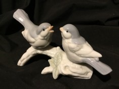 Decor / Vintage / Colectie - Bibelou din portelan pasari model deosebit ! foto