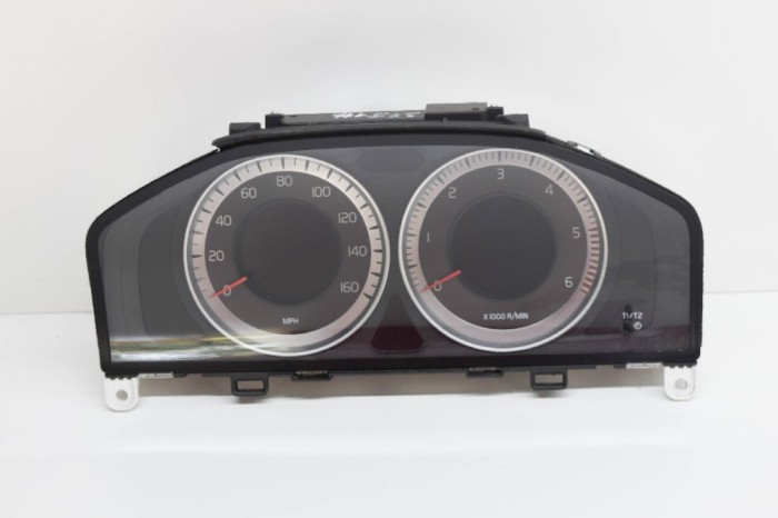 Ceas de bord VOLVO S60 II 2013 OEM: 36001841,69799-630U,31343330AA,BK9KB 11406667