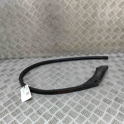 Garnitura de cauciuc ușă dreapta față TESLA MODEL X 2017 OEM: 1032146-00-C 25806776 foto