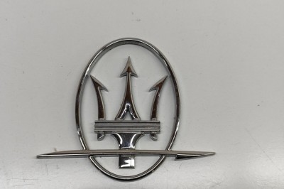 Emblema producător auto MASERATI GHIBLI M157 2015 OEM: 670005431 | 29024918 foto