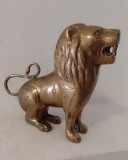 Superba sculptura,leu din bronz masiv