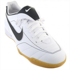 Ghete Fotbal Nike Tiempo Natural IC 310061101 foto