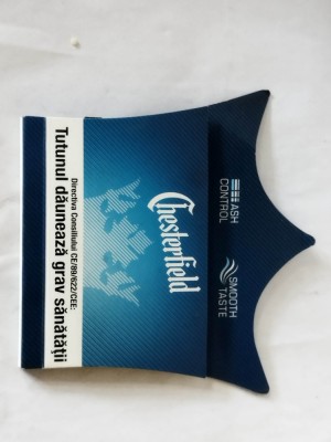 bnk div - Cutie cu chibrituri - Romania - Chesterfield foto